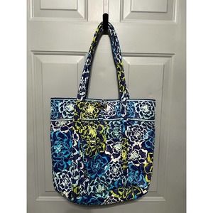Vera Bradley Tote in the Katalina Blues pattern